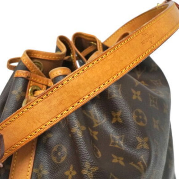Louis Vuitton Noe Shoulder Bag - Picture 15 of 15